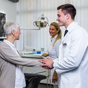 Woman meeting a dentist